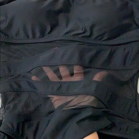 One piece bathing suit - Picture 2 of 3